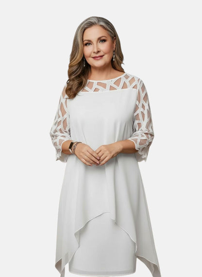 Juliana | En smickrande, bekväm och magvänlig klänning