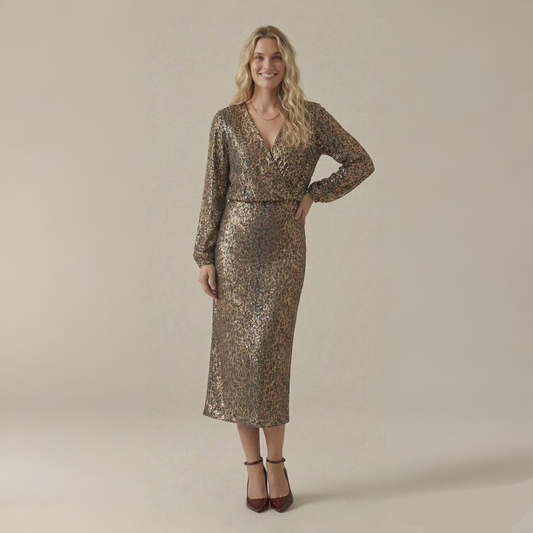 Naomi | Leopardi mustriga litritega seelik lõhikuga