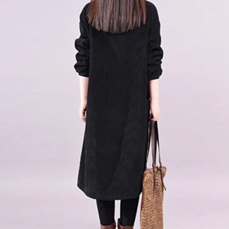 Clara | Hubane kõrge kaelusega pesusametist kleit